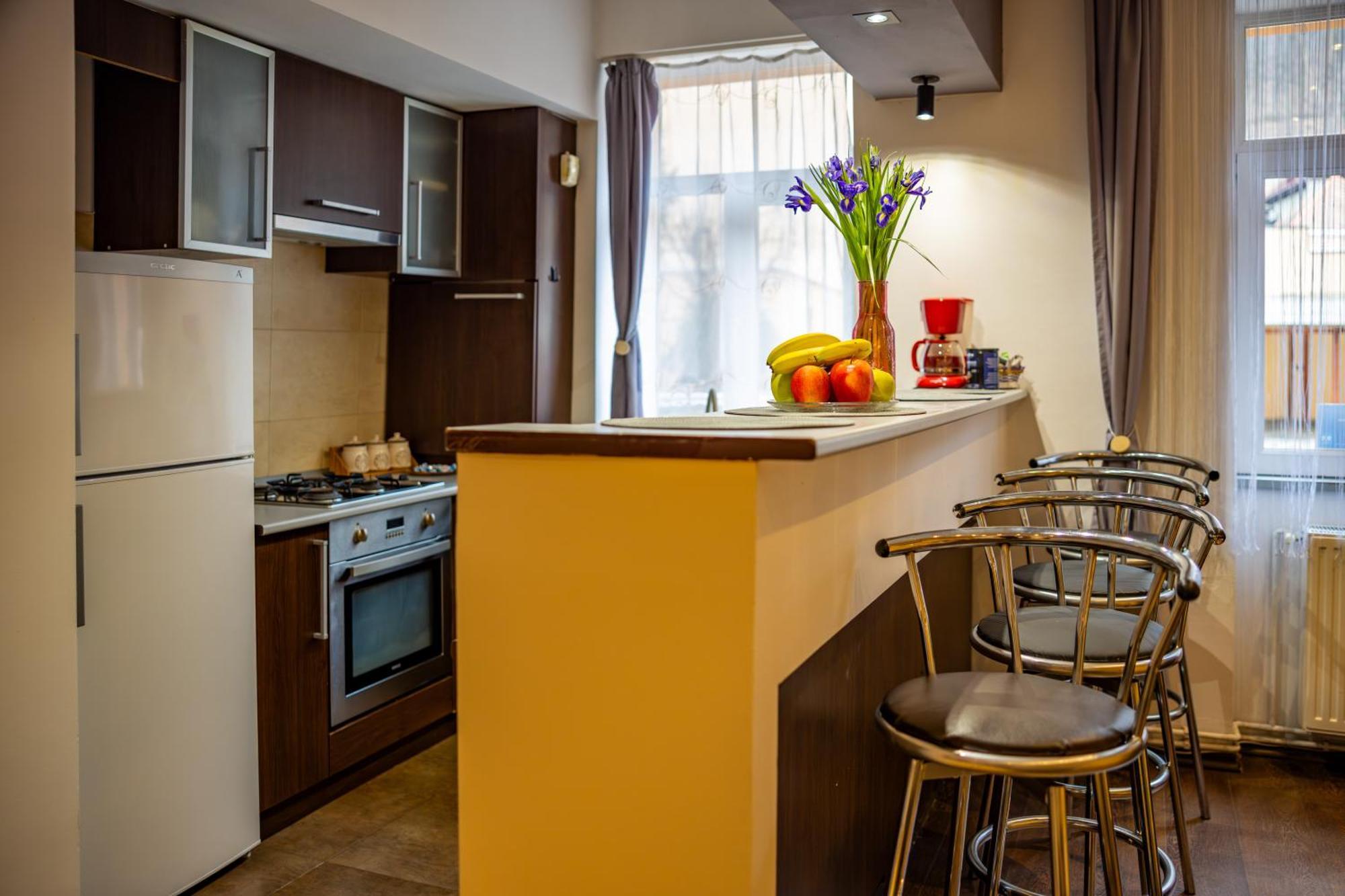 John Residence Apartment Brasov With Parking Option Εξωτερικό φωτογραφία